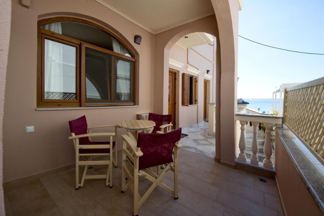 Utopia Parga Buitenkant foto